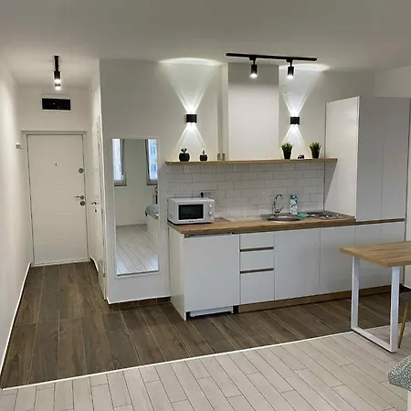 Lazarus Studio Apartment 2