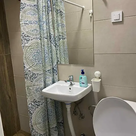 Lazarus 2 Apartman